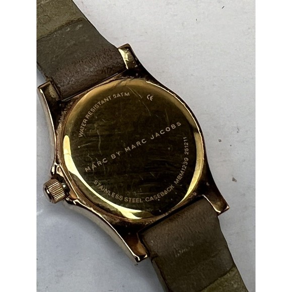 Marc by Marc Jacobs Women's Watch - MBM1239 Gray Beige S5073 - Picture 3 of 8